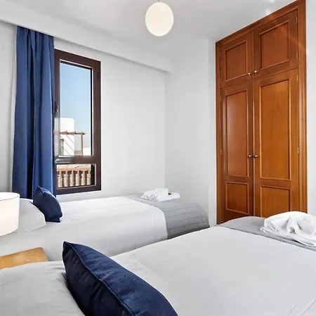 Lanzarote Arts Private Heated Pool * Playa Blanca (Lanzarote)