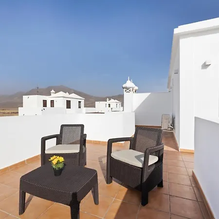 Lanzarote Arts Private Heated Pool Playa Blanca (Lanzarote)