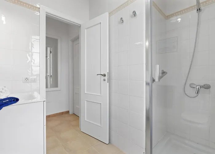 Lanzarote Arts Villa